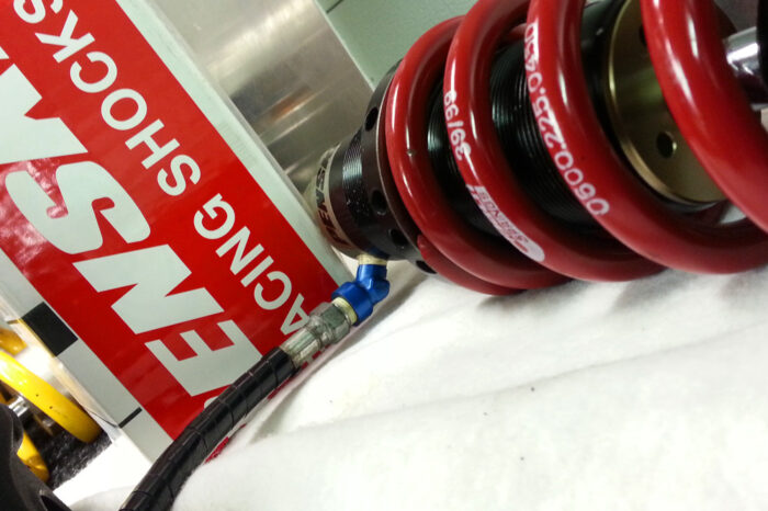 Joe does Penske shocks too!